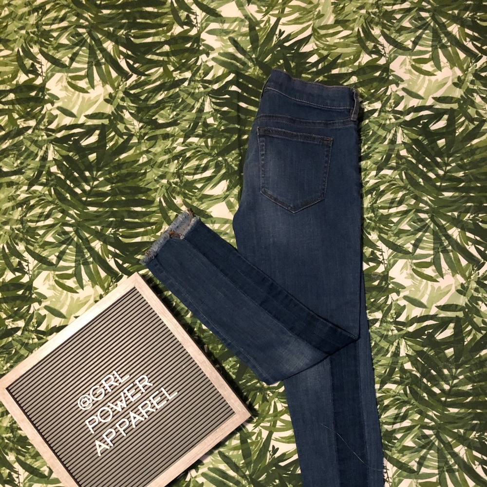LOFT Modern Skinny Cropped, Step Hem Jeans - Picture 3 of 3